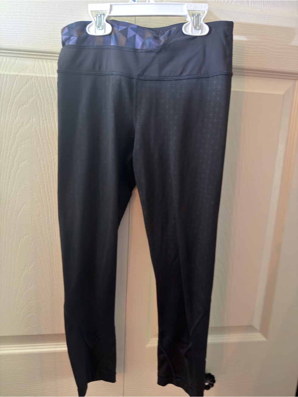 lululemon athletica Black High-Rise Leggings with Geometric Waistband Accent